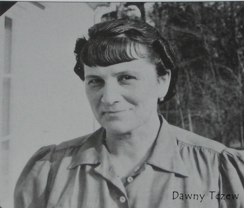 lucymollin.jpg
