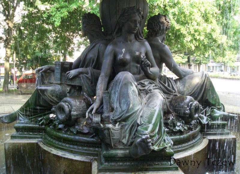 Wrangelbrunnen.jpg