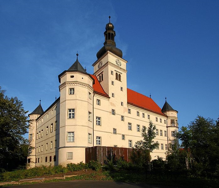 Schloss_Hartheim_2005-08-18_3589.jpg
