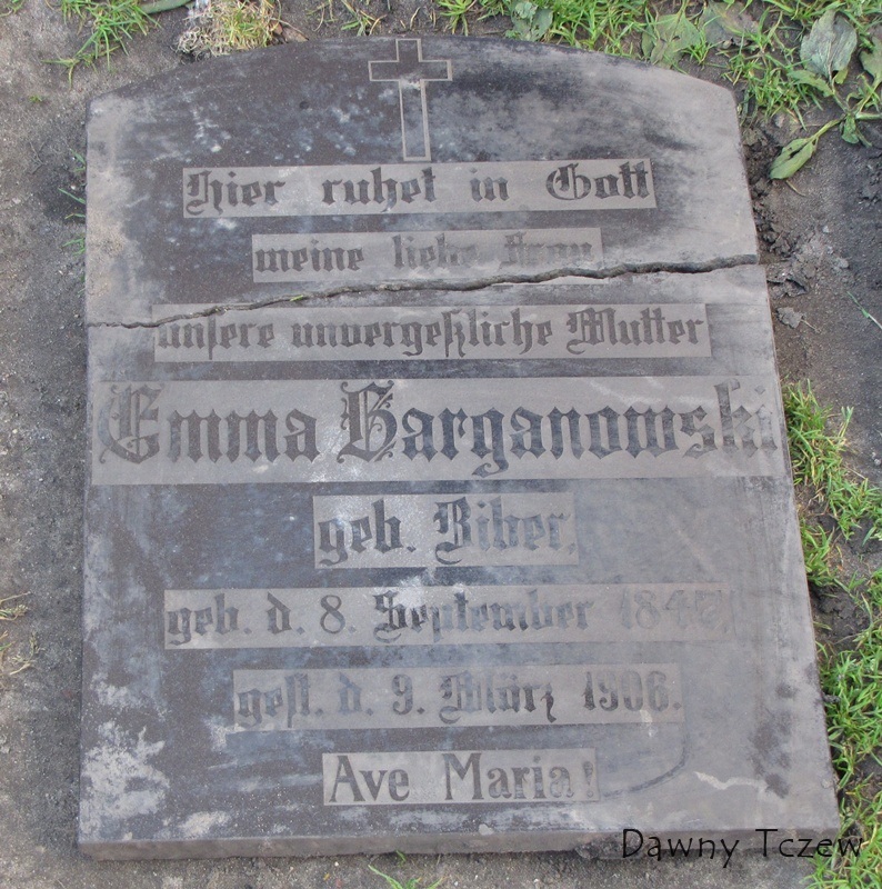 nagrobek 3.jpg