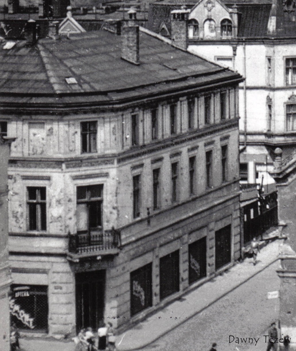 28 - Pl. Hallera.jpg