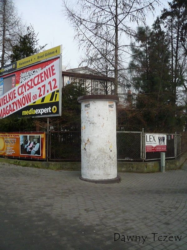 słup ogłoszeniowy.jpg