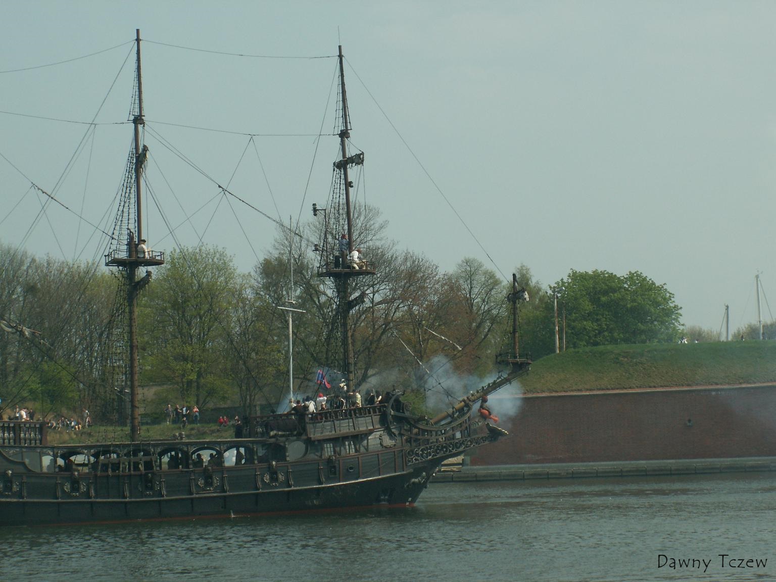 pict02.JPG