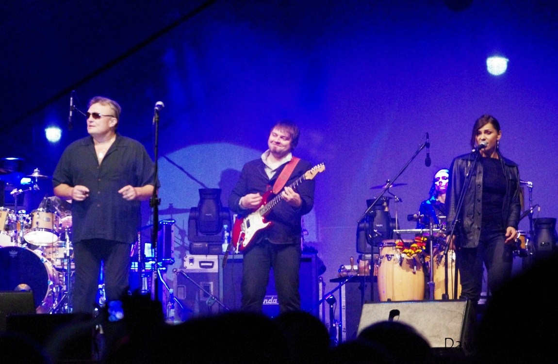 Cugowski + gitara.jpg