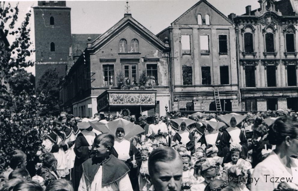 Plac Hallera.jpg