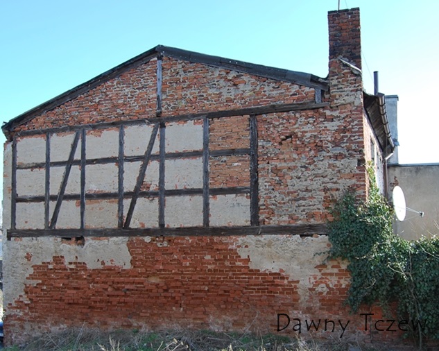 DSC_0145-crop.jpg