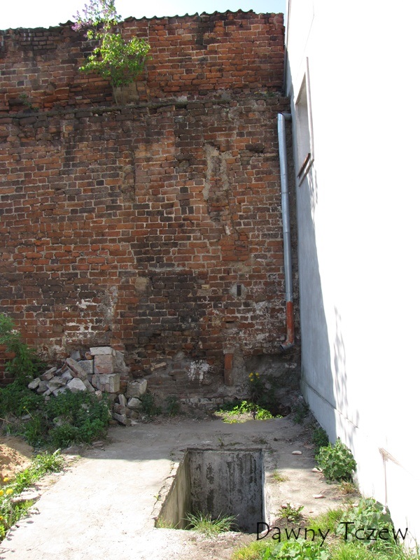 mur 2.jpg