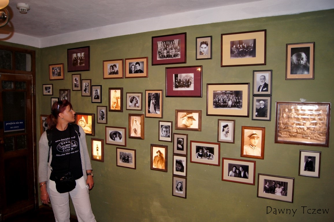 schindler (Medium).JPG