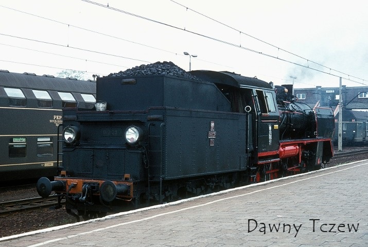 Oi2-29 1976  parowozy.net.jpg