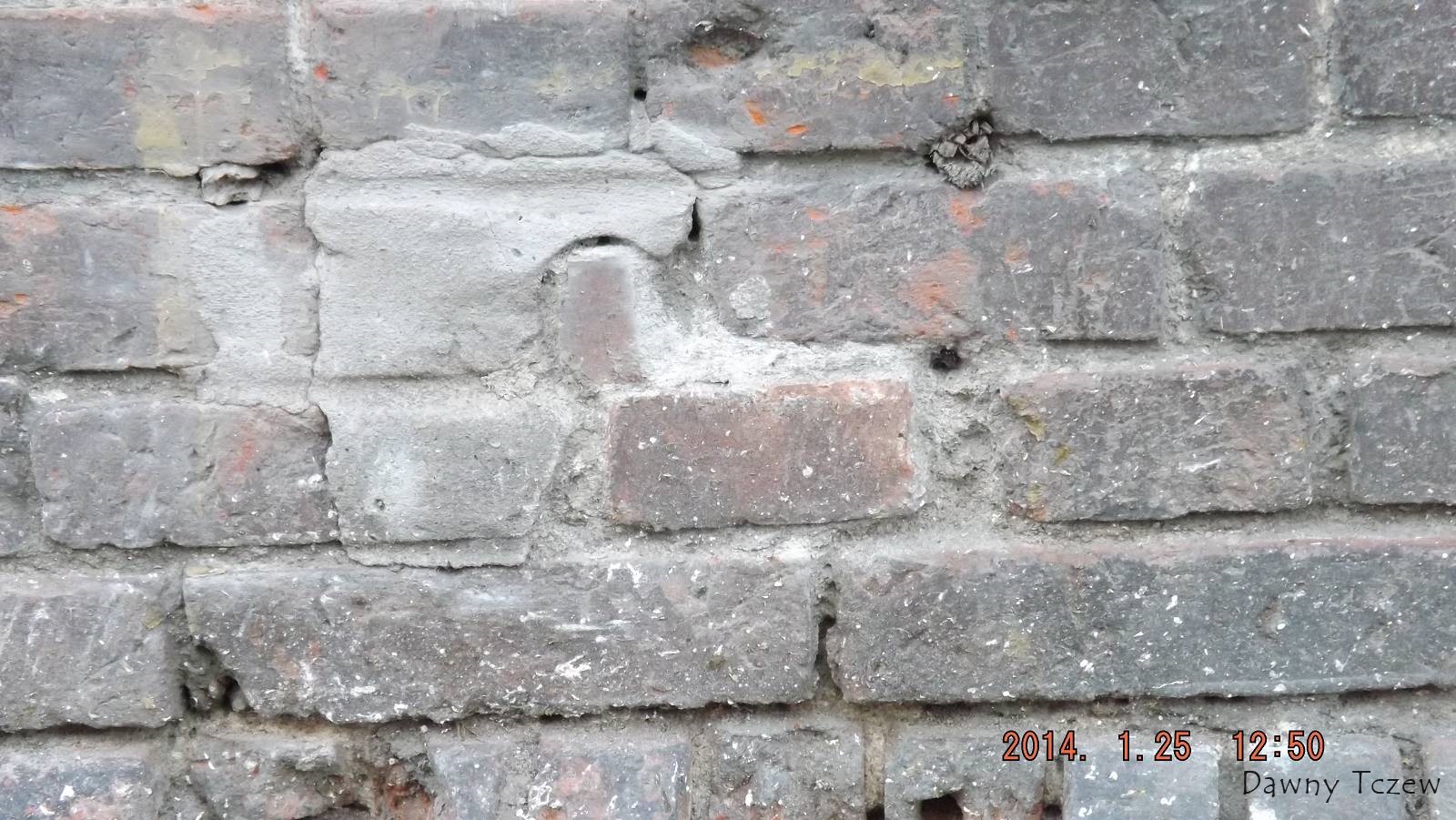 DT 006_(1600_x_1200).jpg