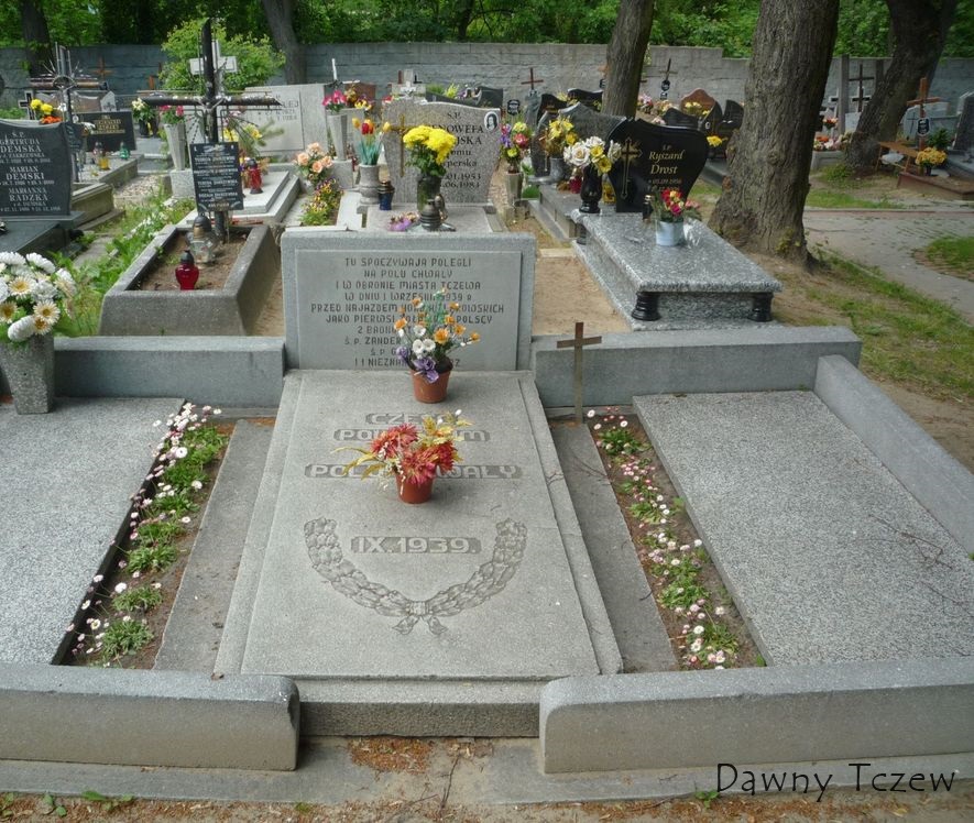 mogiła 60te.jpg