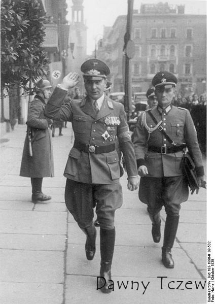 Arthur_Greiser_in_Posen-1939.jpg