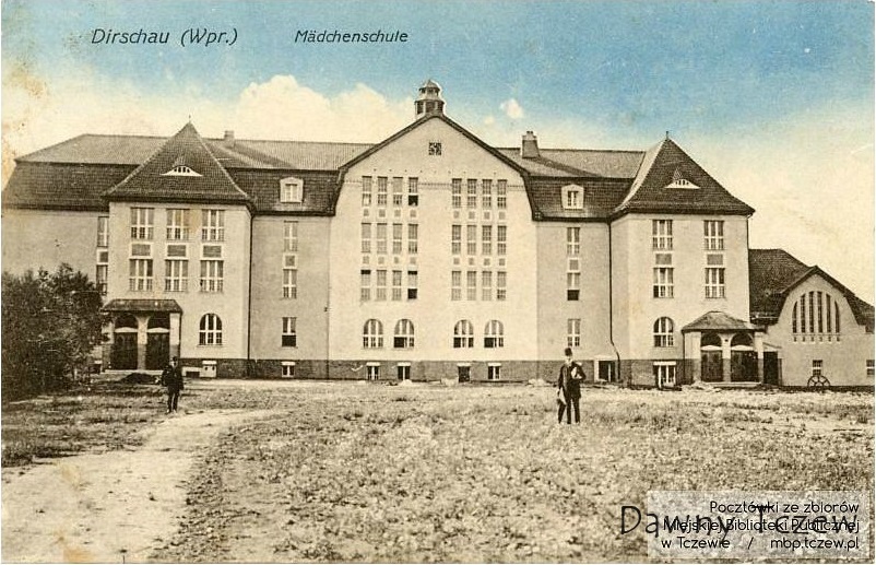 szkola morska.jpg