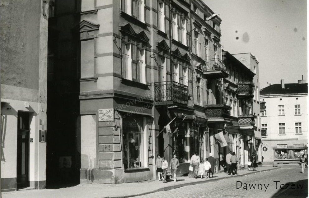 Dąbrowskiego 3 01.05.1989 r..jpg