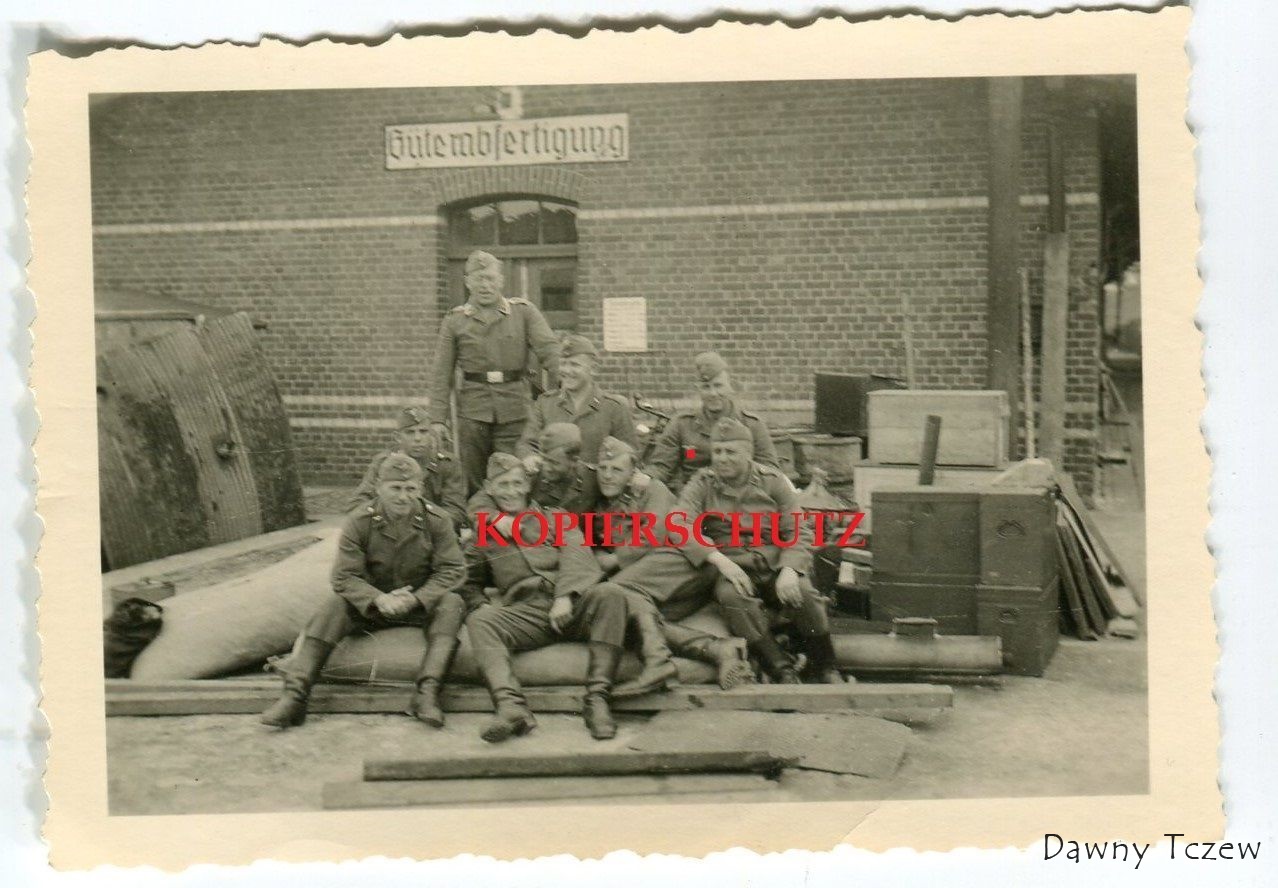 $_57 Original Foto Bahnhof Güterabfertigung Dirschau Pommern Tczew Zug Eisenbahn 1941.JPG