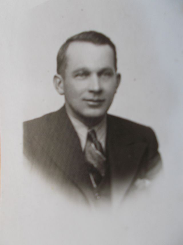 F.Burdak.jpg