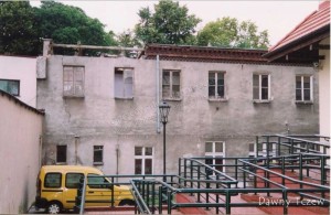 Ściegiennego 2 w trakcie rozbiórki, 16.07.2004 r.