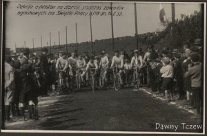 22_d_ sekcja cyklistow.jpg