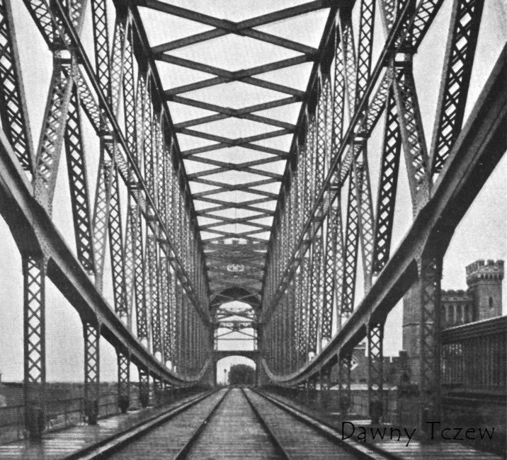 1889.jpg