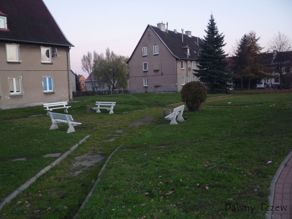 nowowiejska 2.jpg